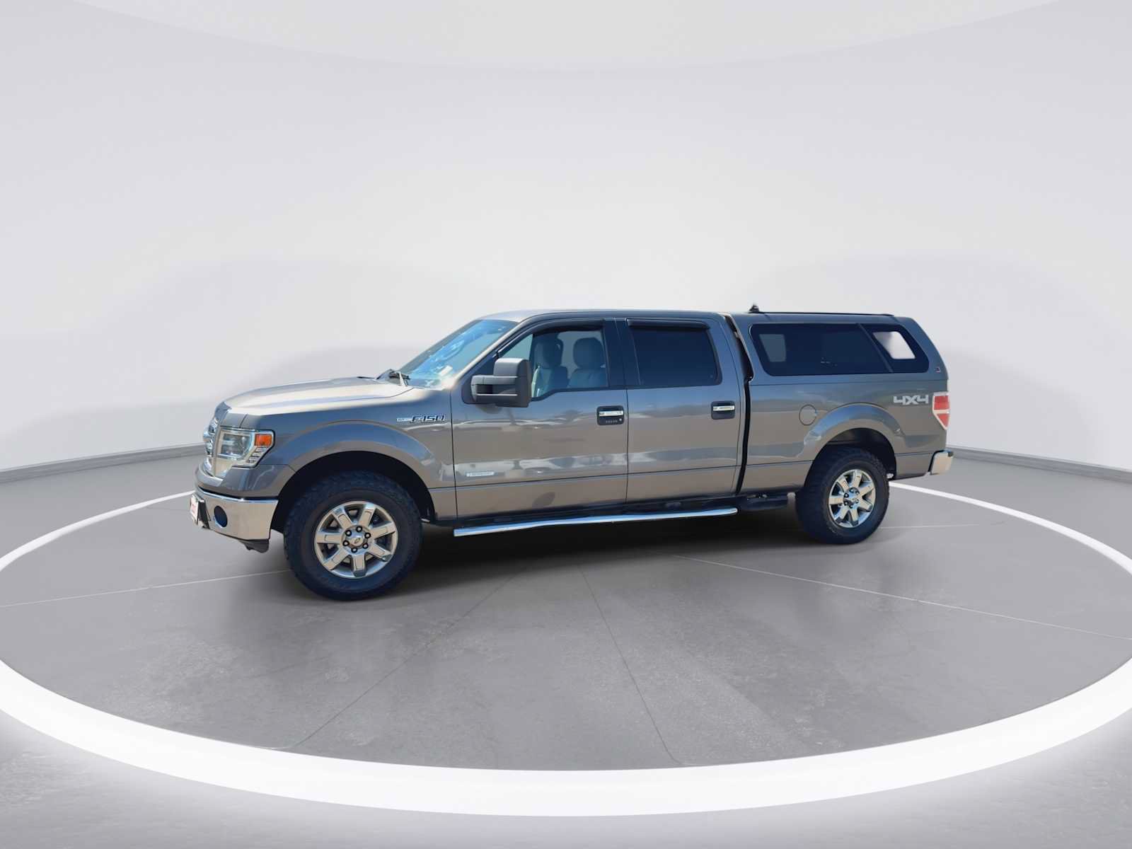 Used 2014 Ford F150 XLT w/ Equipment Group 302A Luxury AWD/4WD image 4