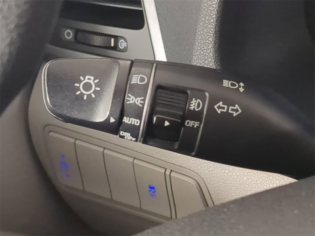 Used 2017 Hyundai Tucson SE image 25