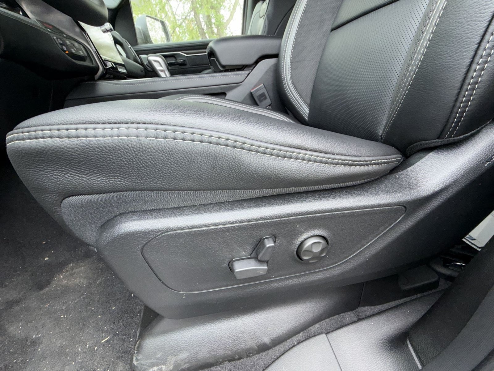 New 2026 RAM 1500 RHO w/ RHO Level 1 Equipment Group AWD/4WD image 14