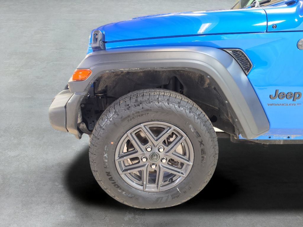 Used 2024 Jeep Wrangler Unlimited Sport AWD/4WD image 26
