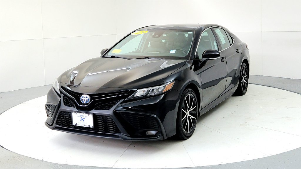 Certified 2024 Toyota Camry SE FWD image 2