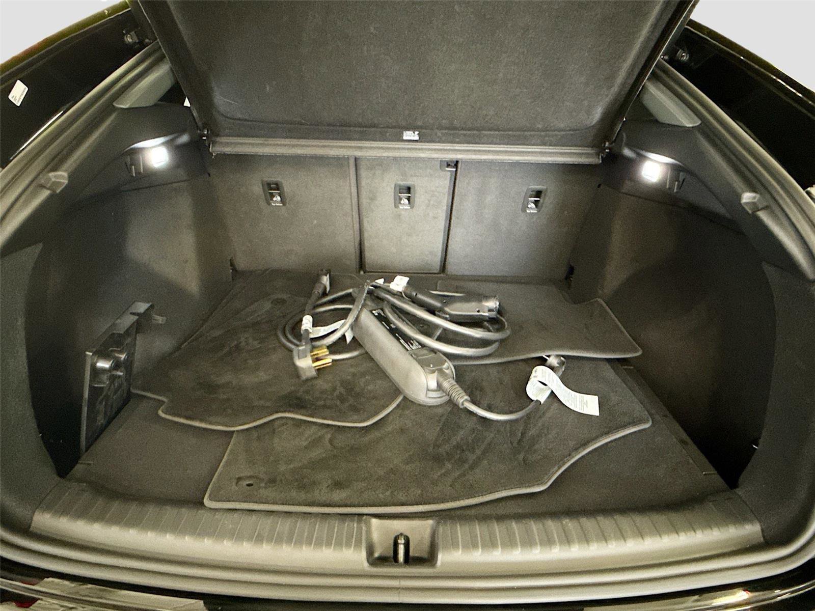 Certified 2023 Audi Q4 e-tron Prestige w/ Black Optic Package image 27