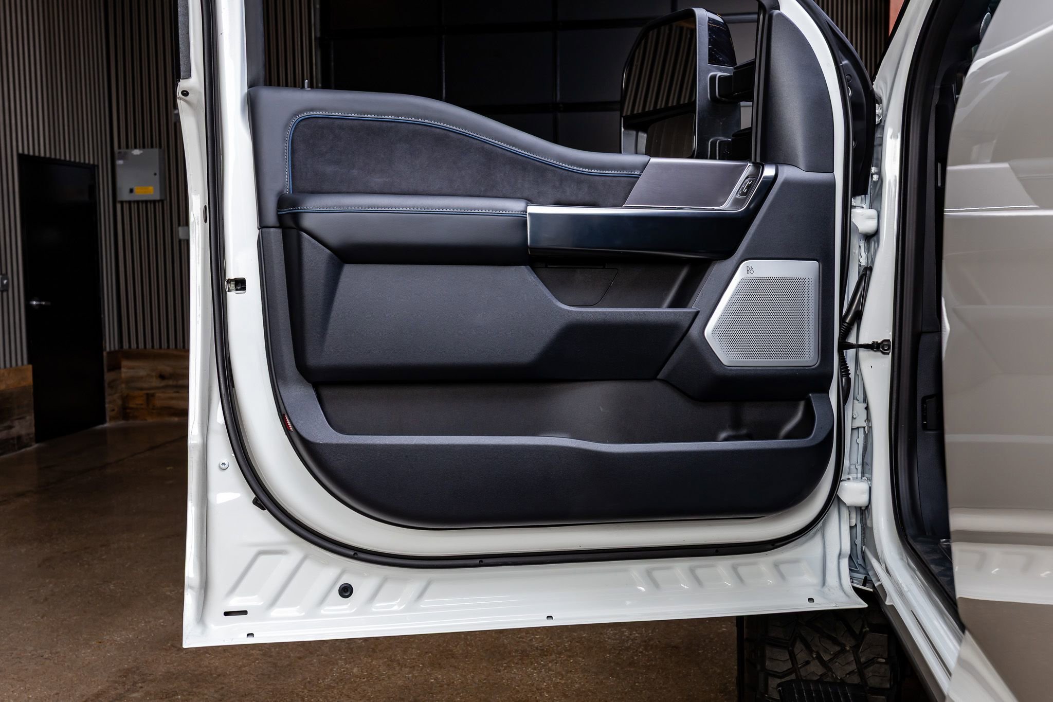 Used 2026 Ford F250 Platinum AWD/4WD image 36