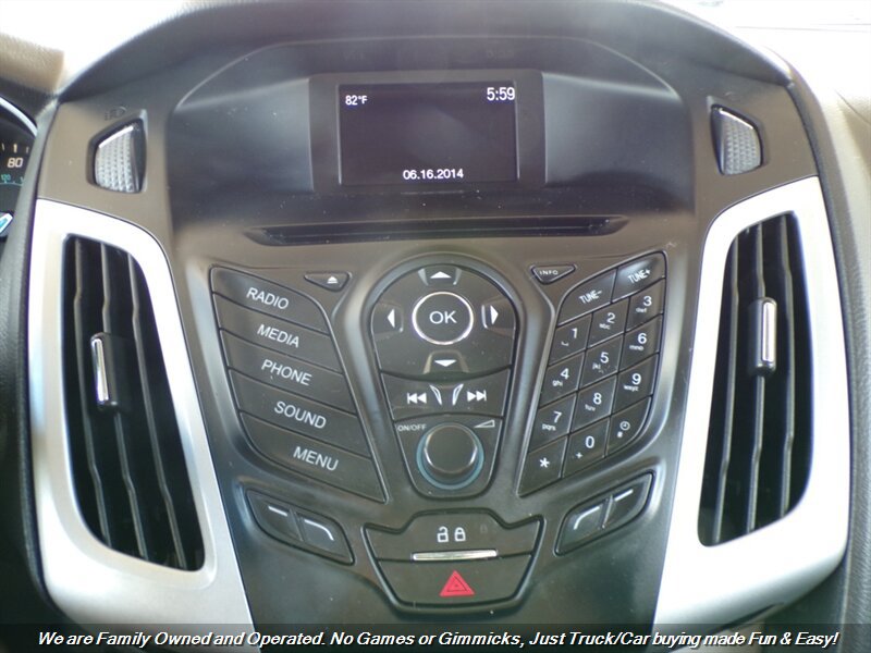 Used 2014 Ford Focus SE FWD image 29