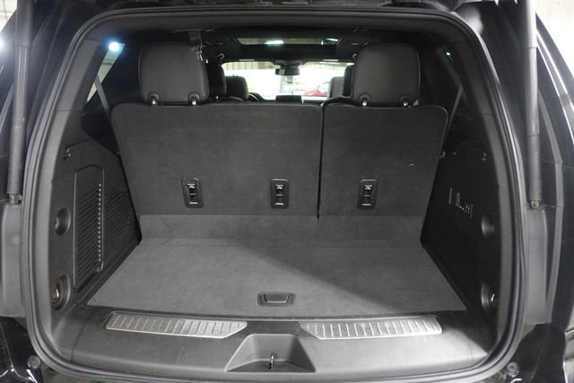 Used 2023 Chevrolet Tahoe RST w/ Luxury Package AWD/4WD image 24