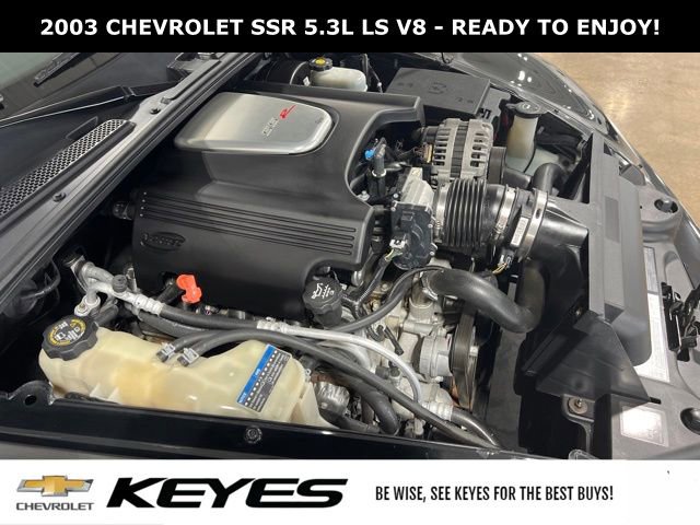 Used 2003 Chevrolet SSR w/ Preferred Equipment Group image 35