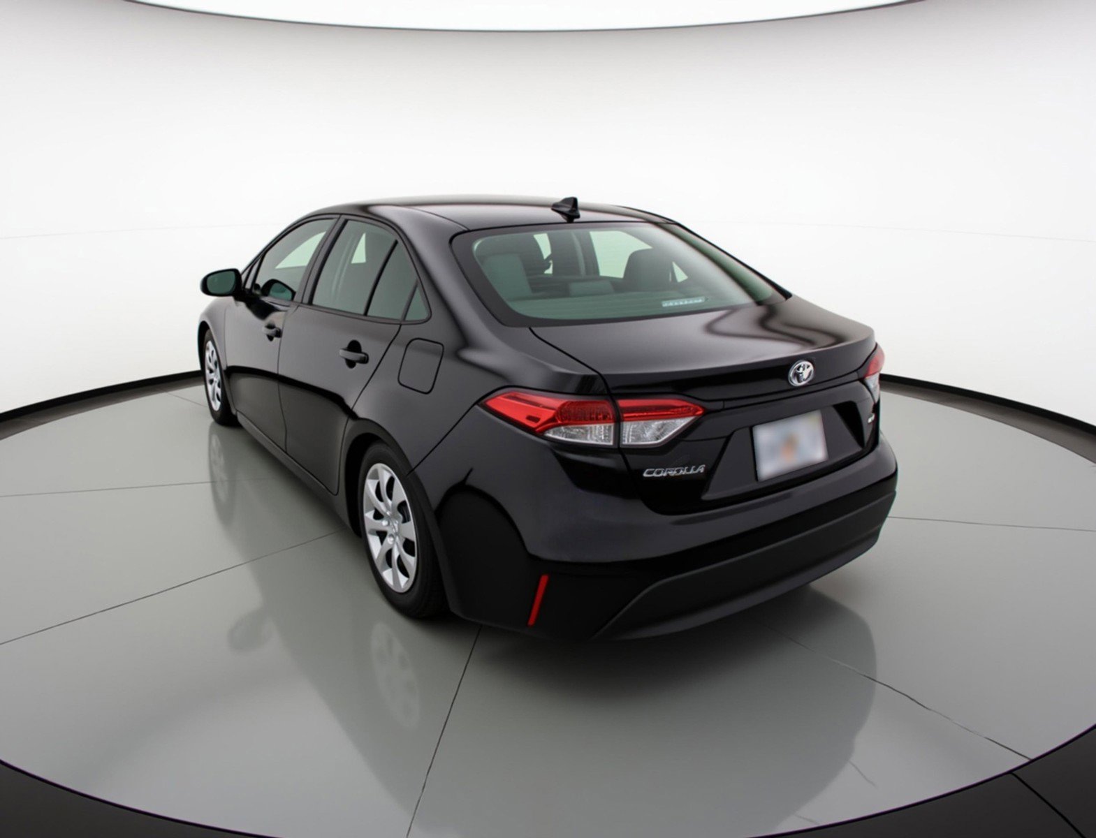 Used 2025 Toyota Corolla LE image 6