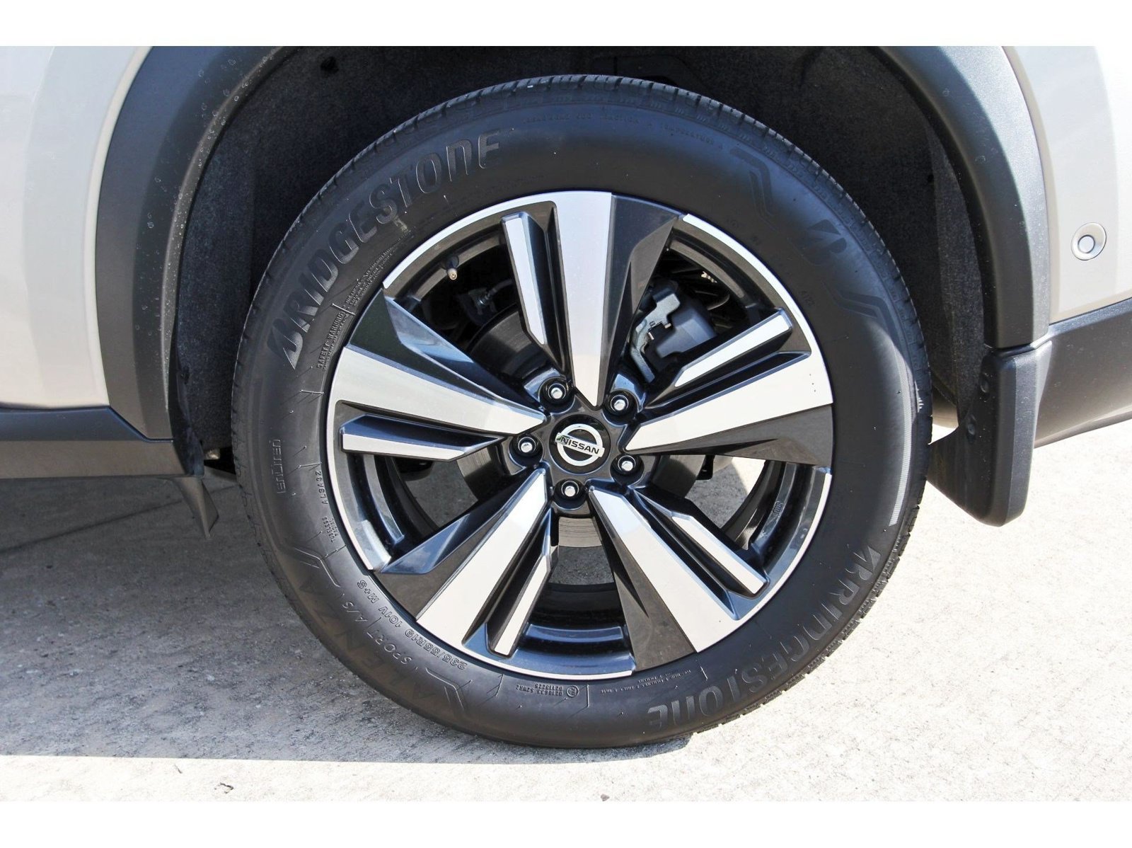 Used 2021 Nissan Rogue Platinum FWD image 29