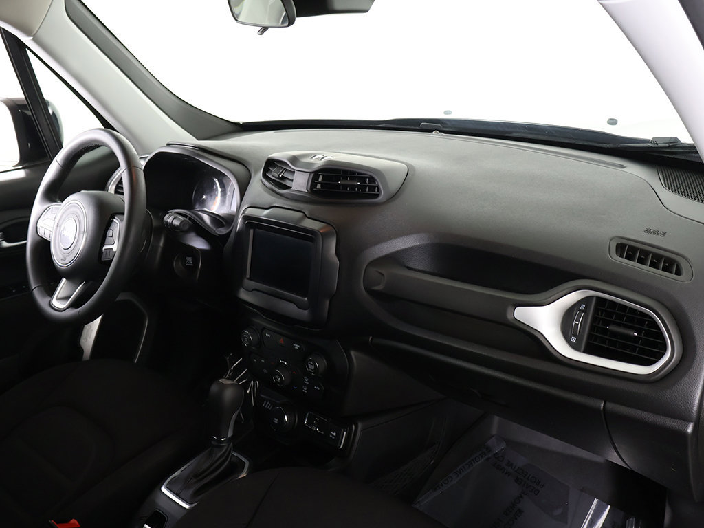 Used 2019 Jeep Renegade Latitude AWD/4WD image 24