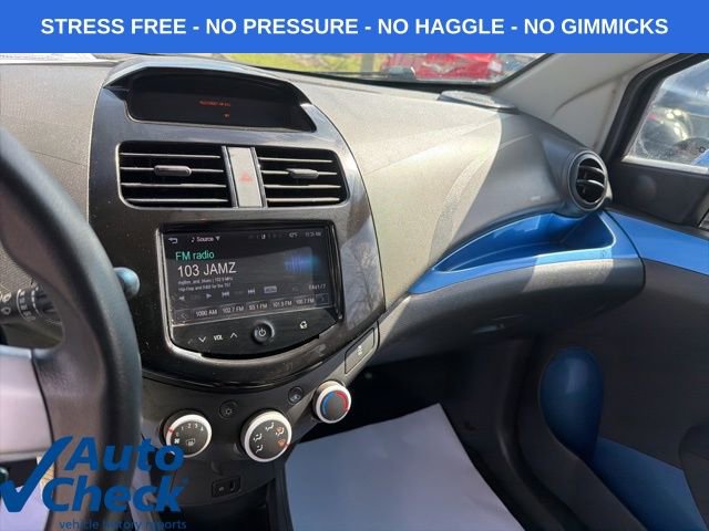 Used 2014 Chevrolet Spark LT image 17