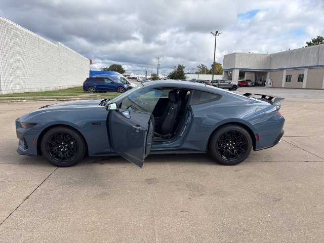 New 2026 Ford Mustang GT Premium w/ GT Performance Package RWD image 11