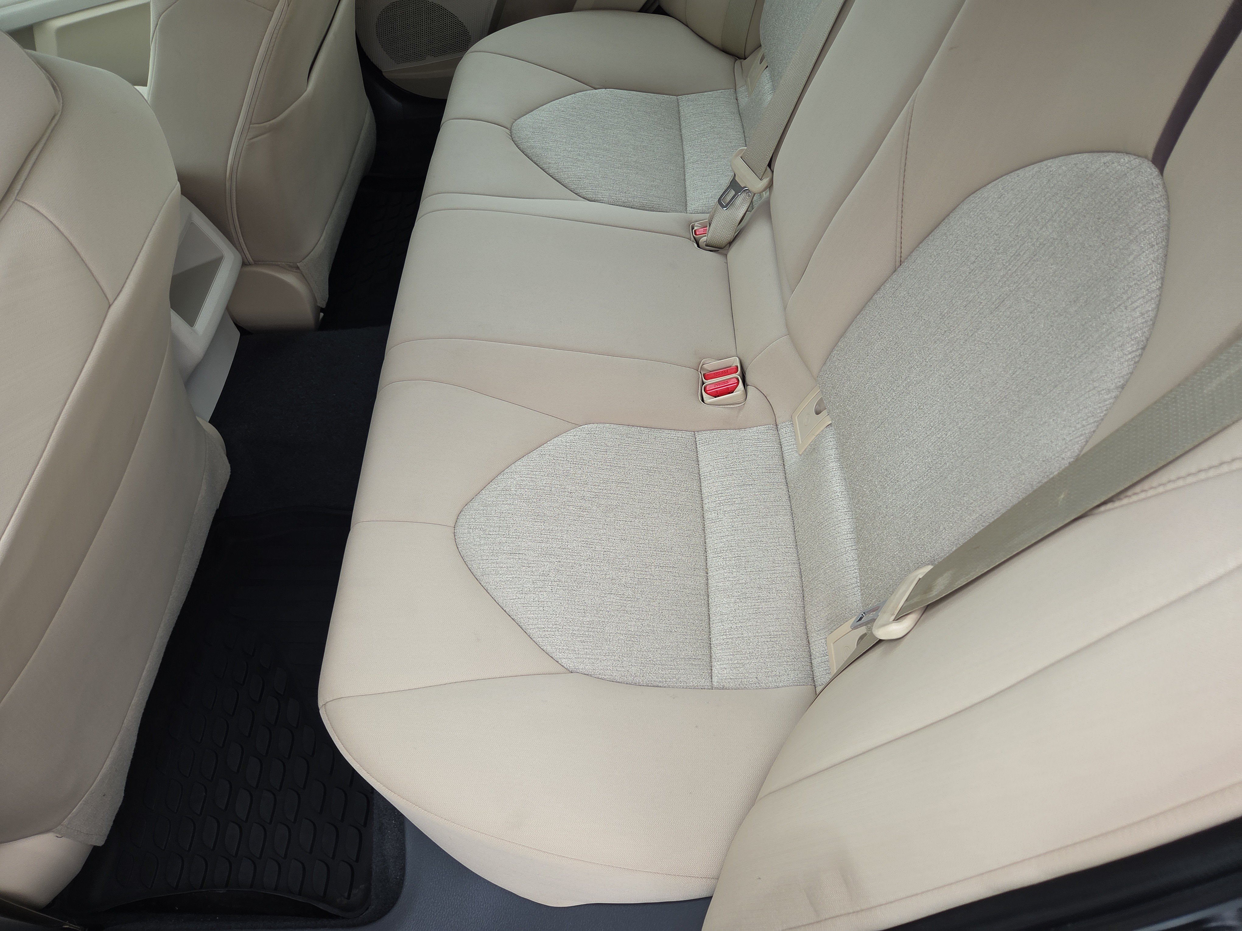 Certified 2020 Toyota Camry LE w/ Convenience Package AWD/4WD image 18