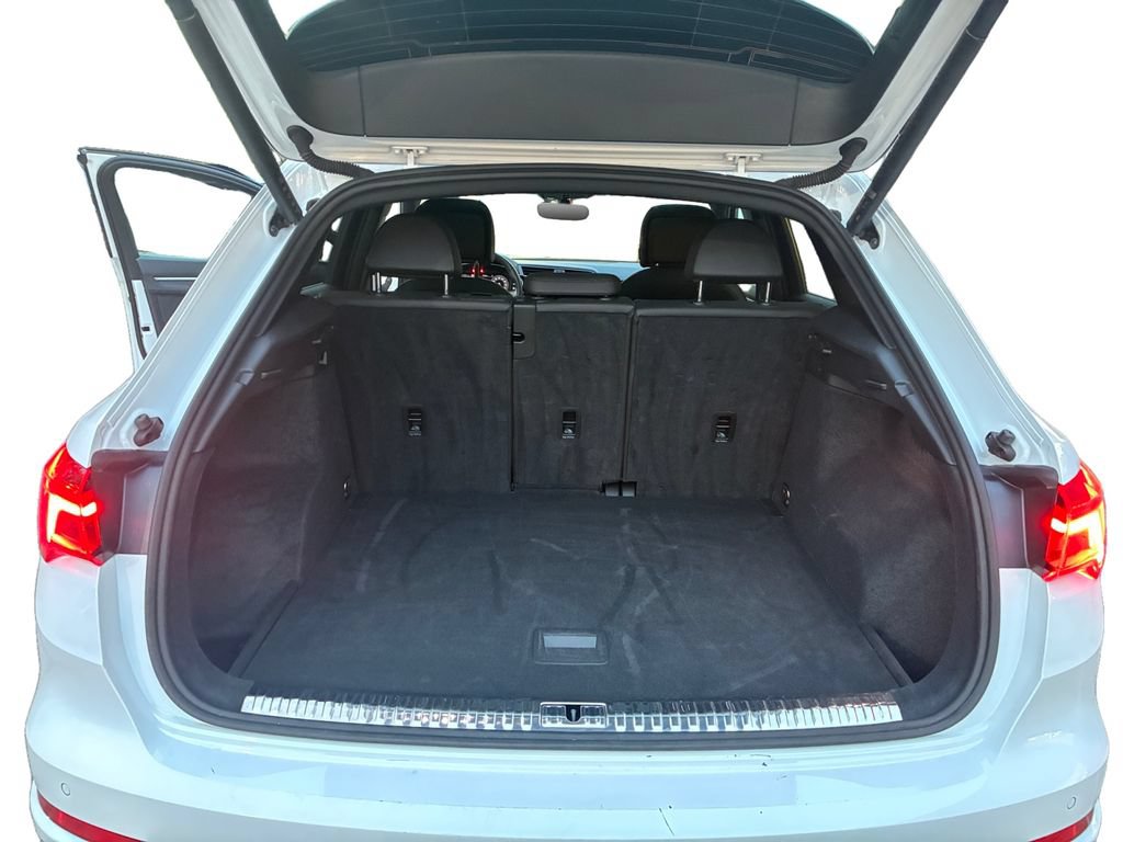 Used 2025 Audi Q3 2.0T Premium AWD/4WD image 26