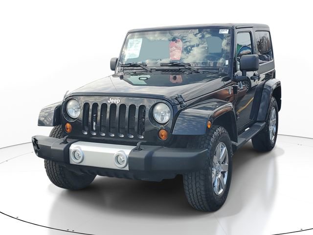 Used 2012 Jeep Wrangler Sahara w/ Connectivity Group AWD/4WD image 2