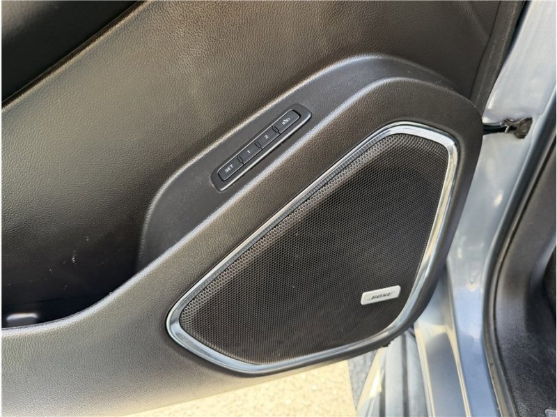 Used 2016 Chevrolet Suburban LT w/ Max Trailering Package RWD image 17