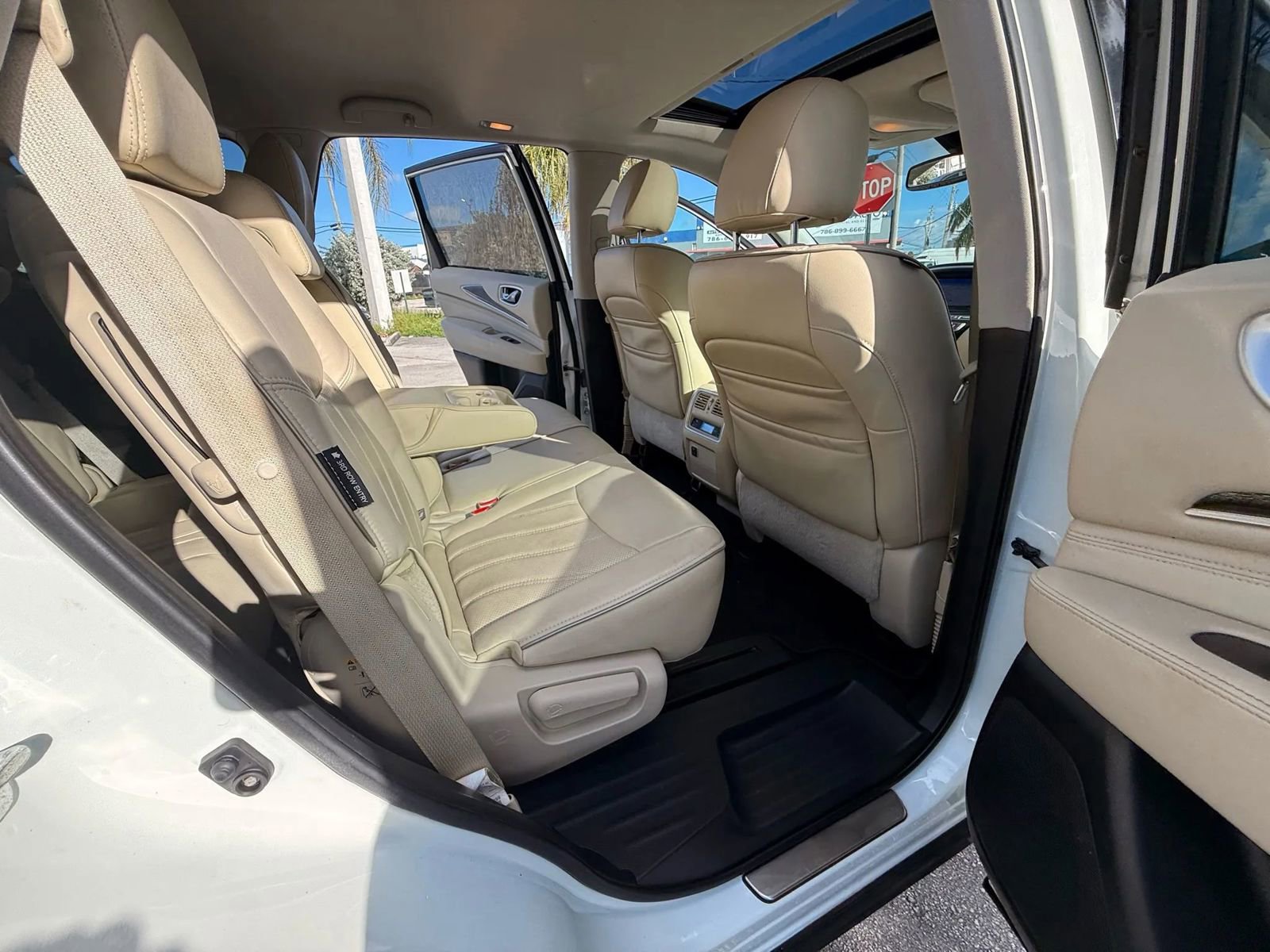 Used 2018 INFINITI QX60 FWD w/ Premium Plus Package image 28