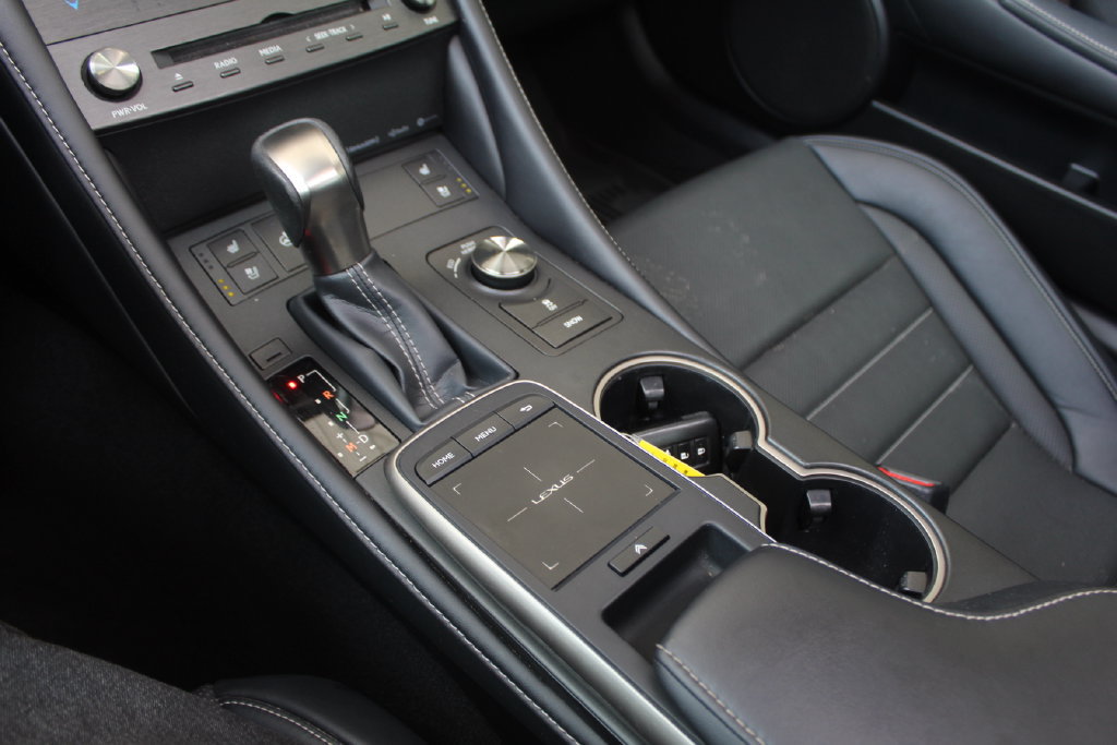 Used 2019 Lexus RC 350 w/ Premium Package RWD image 17