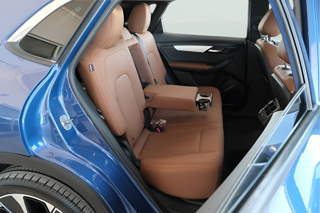 New 2025 VinFast VF 8 Plus AWD/4WD image 25