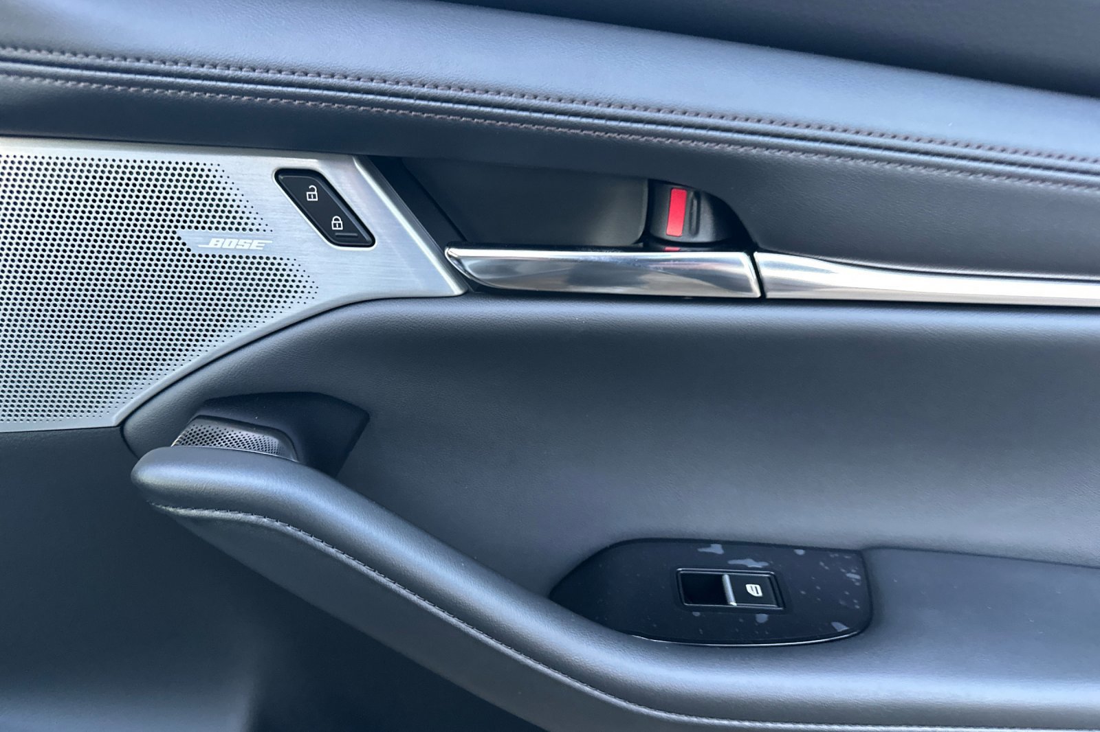 New 2026 MAZDA MAZDA3 2.5 S Hatchback w/ Premium Pkg image 19