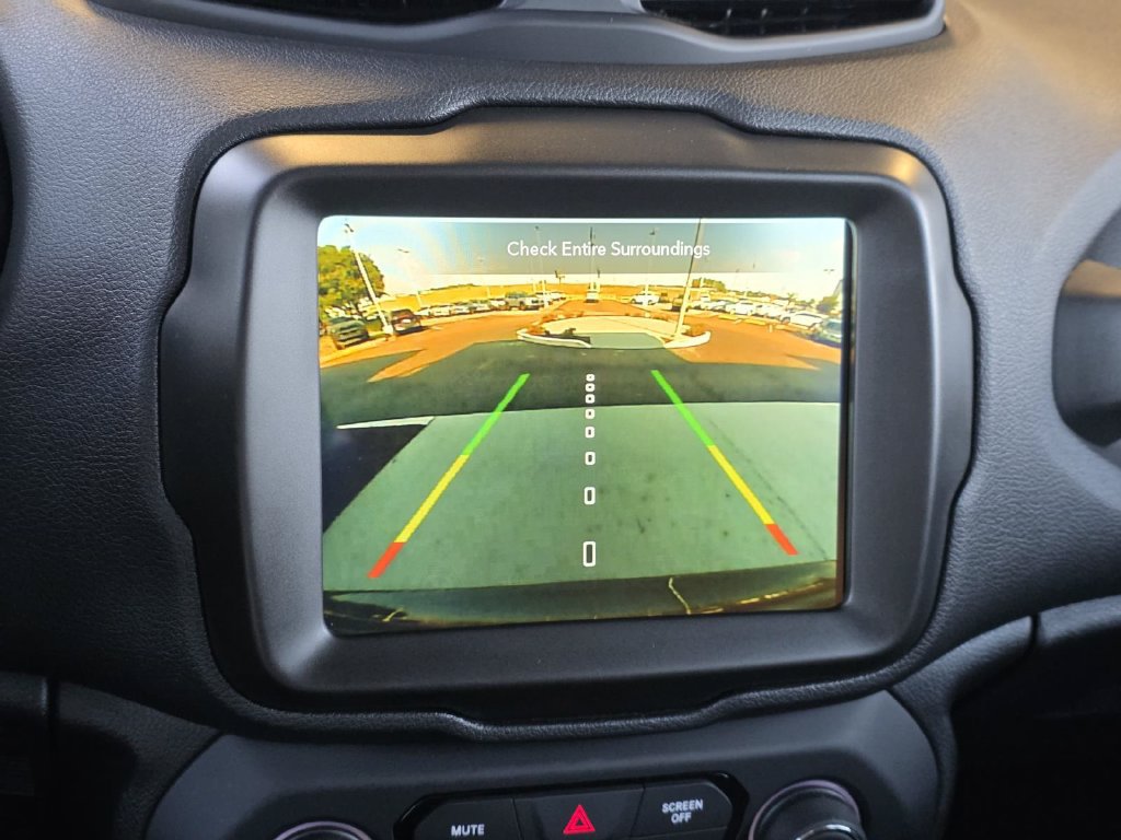 Used 2023 Jeep Renegade Limited AWD/4WD image 13