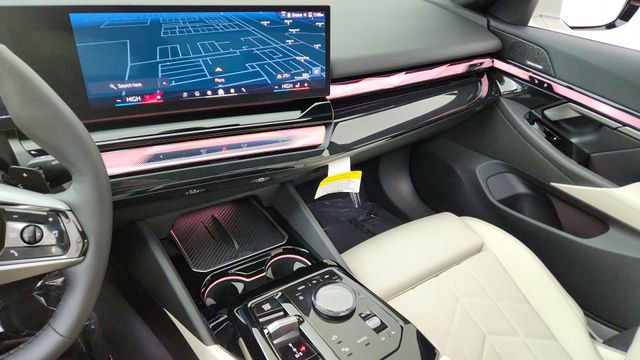 Used 2026 BMW 540i xDrive image 44