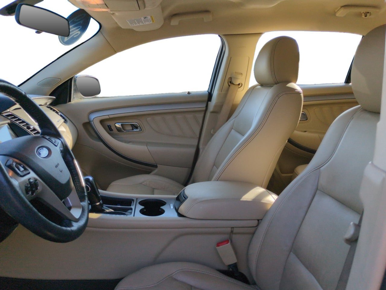 Used 2019 Ford Taurus SEL w/ Equipment Group 201A FWD image 14