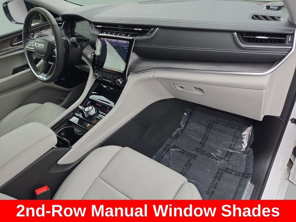 Certified 2023 Jeep Grand Cherokee Overland w/ Luxury Tech Group IV image 17