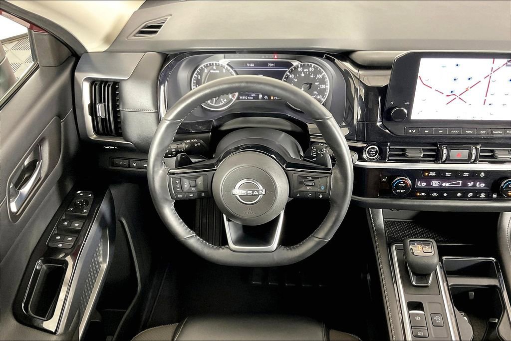 Used 2022 Nissan Pathfinder SL w/ Cargo Package image 7