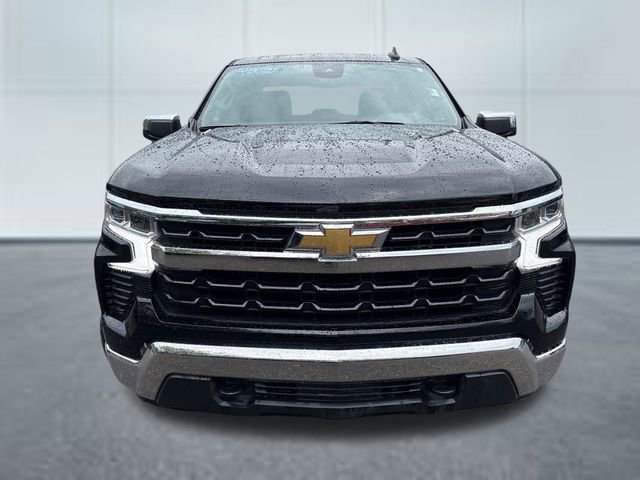 Used 2025 Chevrolet Silverado 1500 LT AWD/4WD image 6