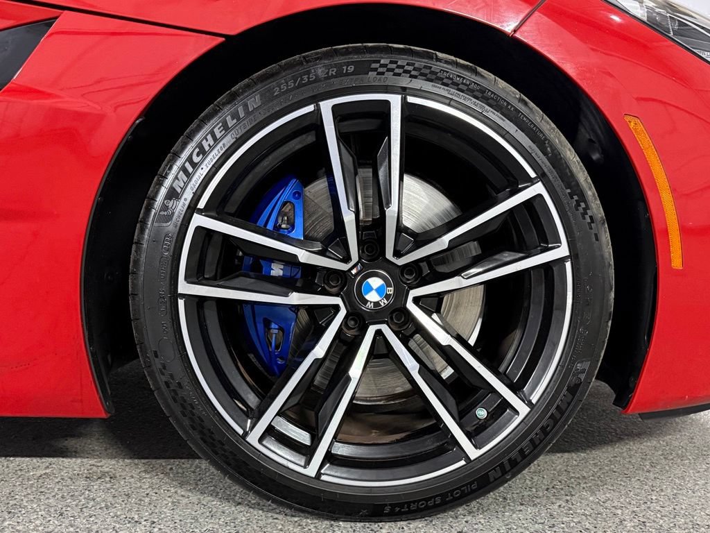Used 2022 BMW Z4 M40i w/ Premium Package RWD image 5