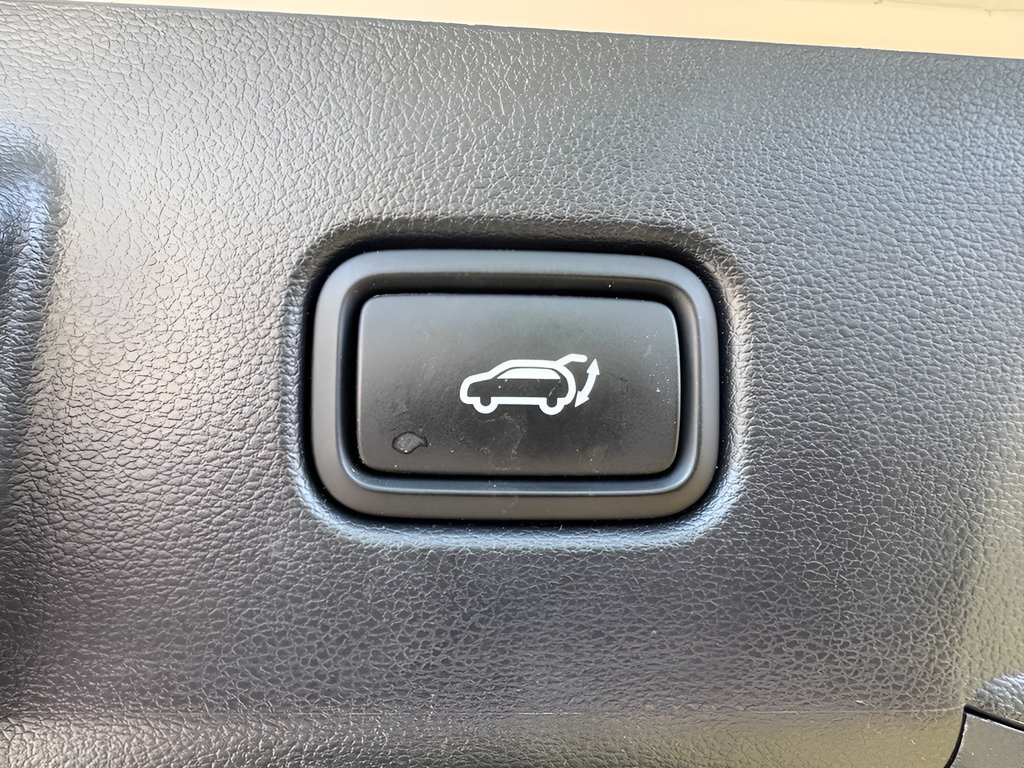 Used 2024 Hyundai Tucson Limited AWD/4WD image 12