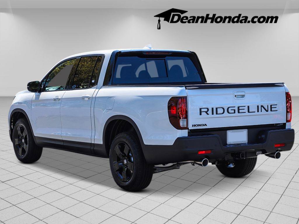 New 2026 Honda Ridgeline Black Edition image 2