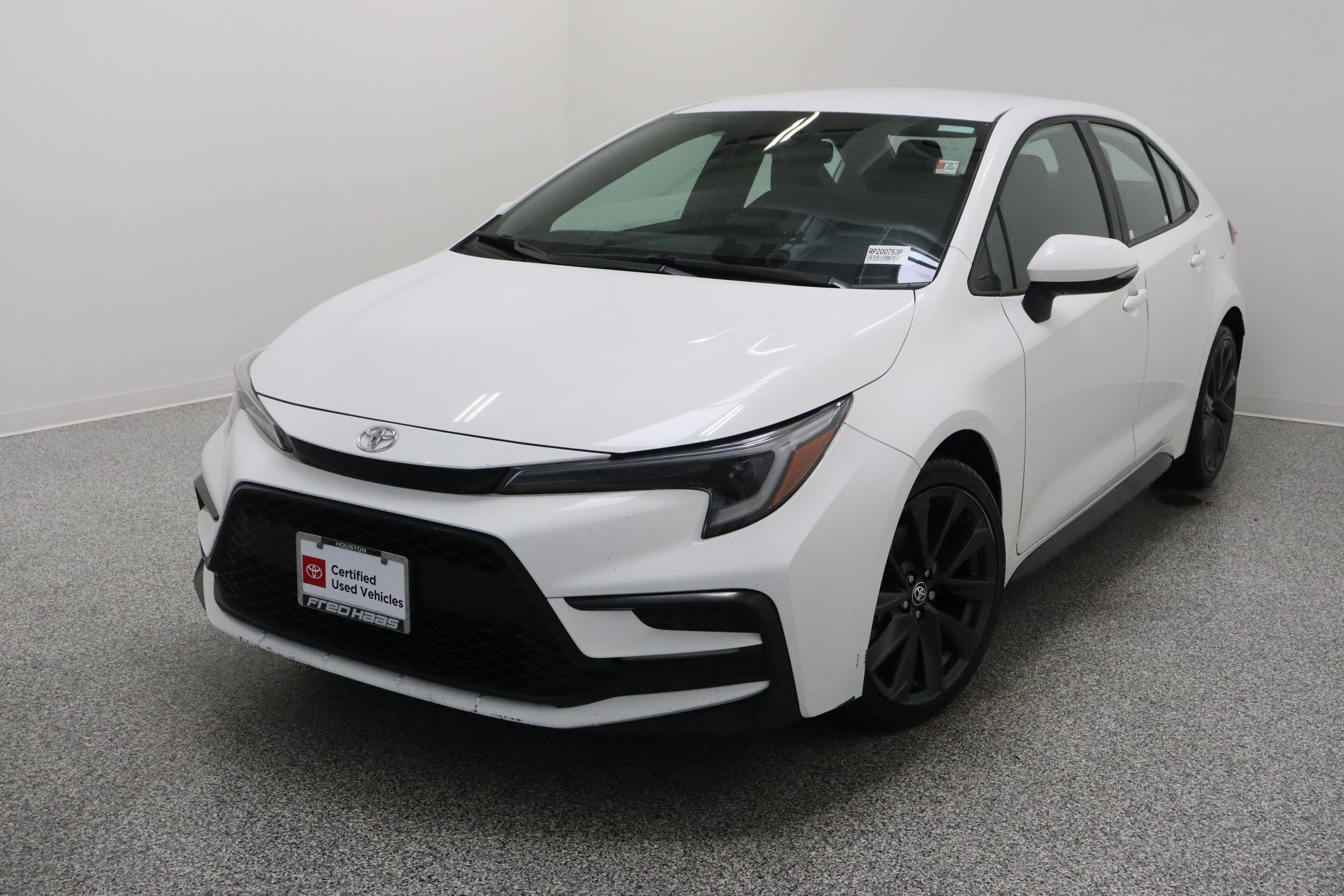Certified 2024 Toyota Corolla SE FWD image 2