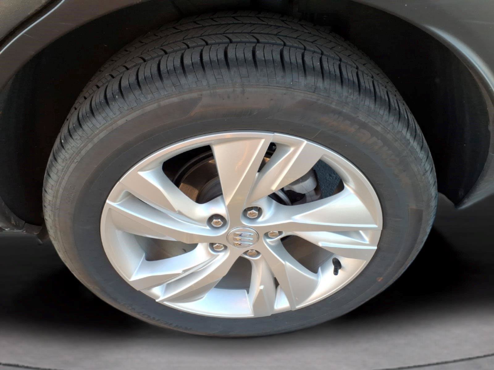 Certified 2026 Buick Encore GX Preferred FWD image 10