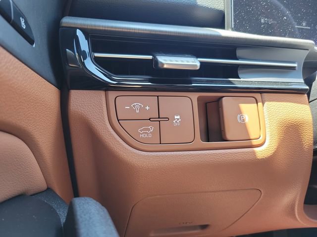New 2026 Kia Sportage X-Line w/ X-Line Technology Package AWD/4WD image 35