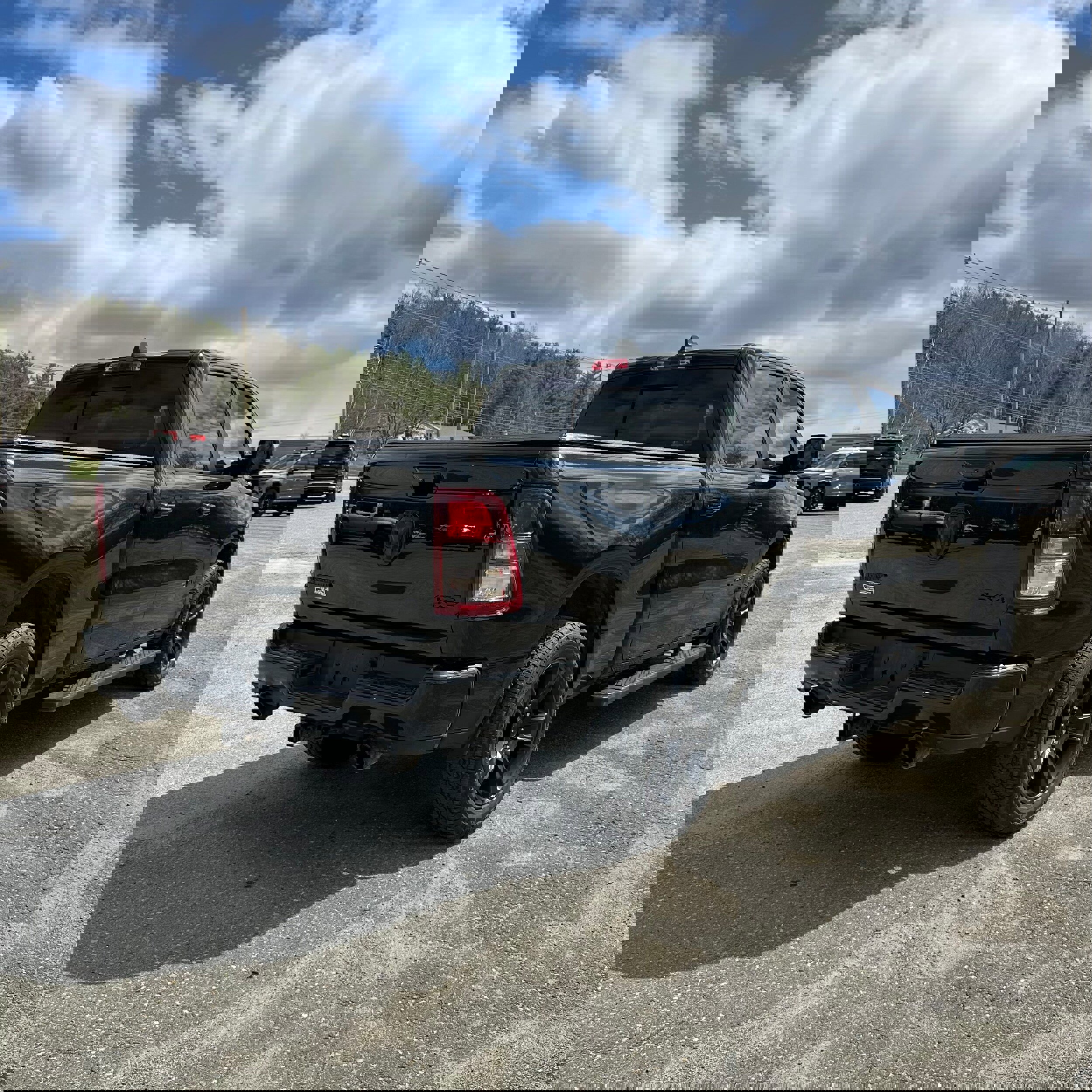 Used 2021 RAM 1500 Big Horn AWD/4WD image 3