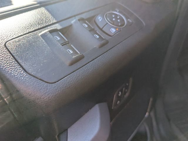 Used 2017 Ford F150 Raptor w/ Equipment Group 802A Luxury image 17