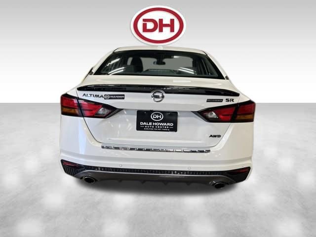 Used 2022 Nissan Altima 2.5 SR w/ Midnight Edition Package image 9