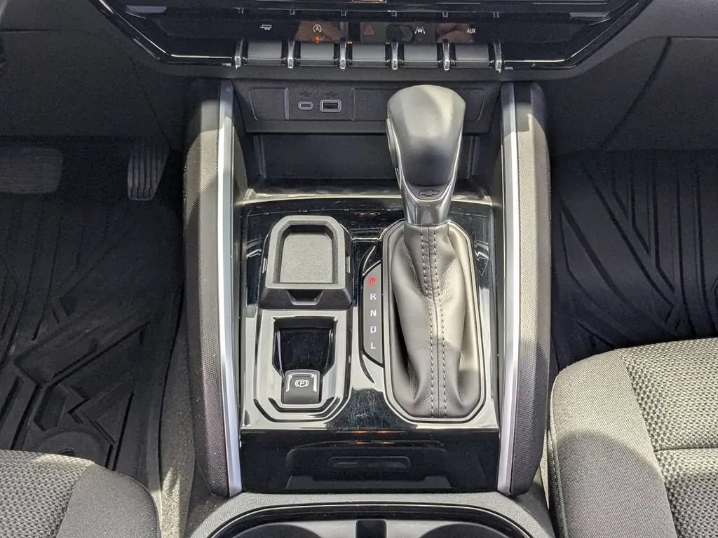 Used 2025 Chevrolet Colorado LT w/ Advanced Trailering Package RWD image 19