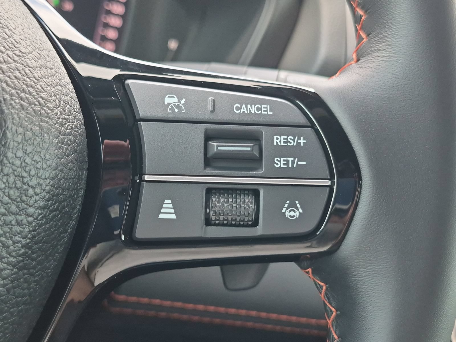 New 2026 Honda Pilot Sport image 10