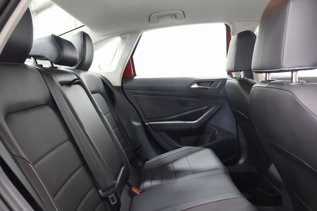 Used 2023 Volkswagen Jetta SE image 23