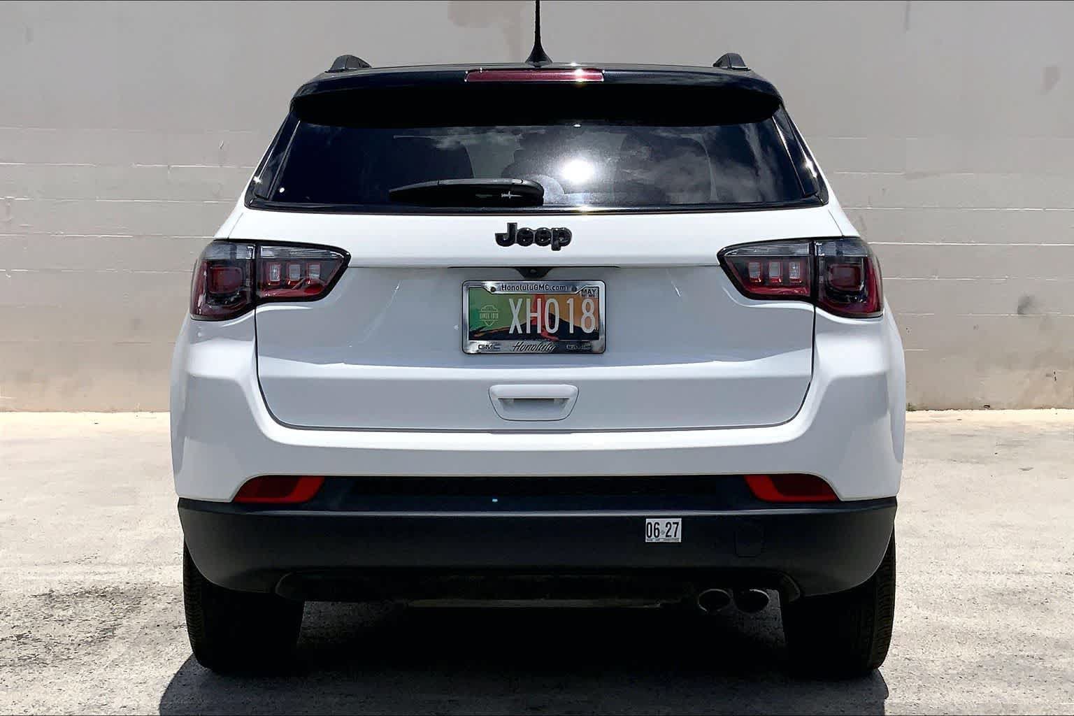 Used 2022 Jeep Compass Latitude FWD image 5