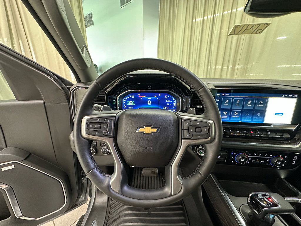 Used 2023 Chevrolet Silverado 1500 LTZ w/ LTZ Convenience Package II AWD/4WD image 24