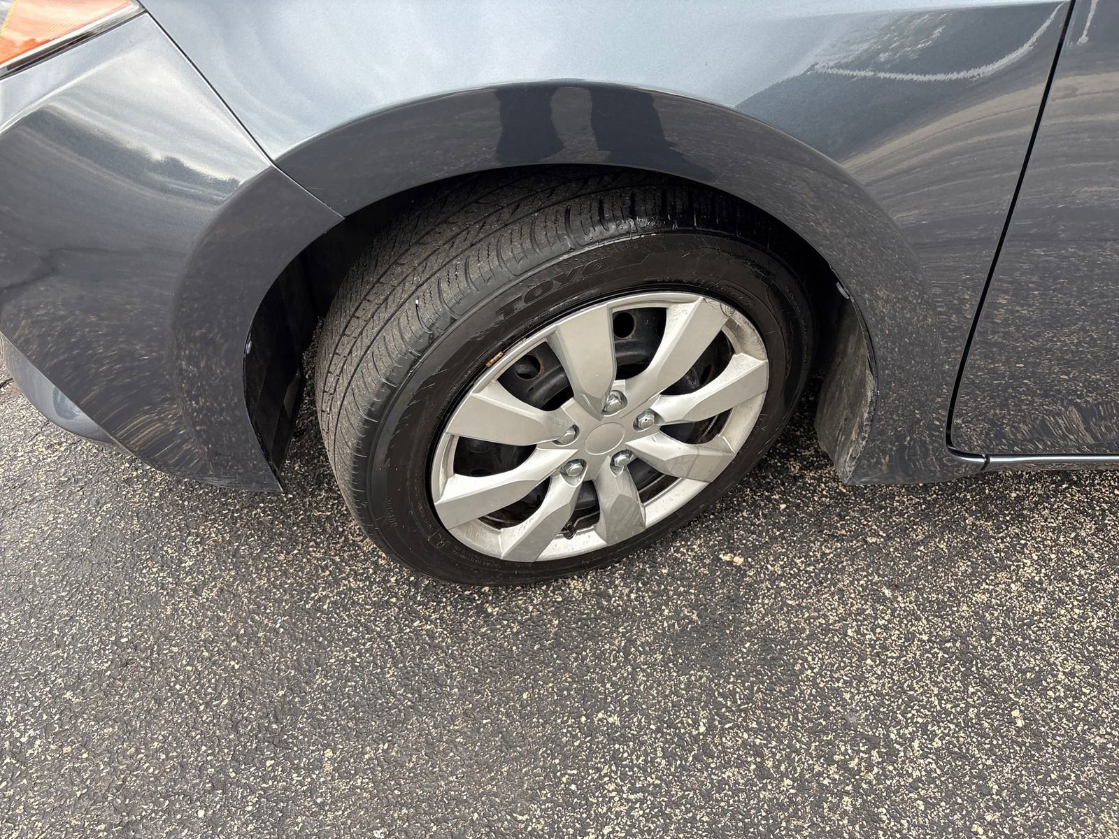 Used 2015 Toyota Corolla LE FWD image 27