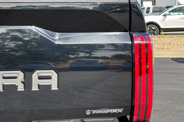Used 2025 Toyota Tundra Capstone AWD/4WD image 48