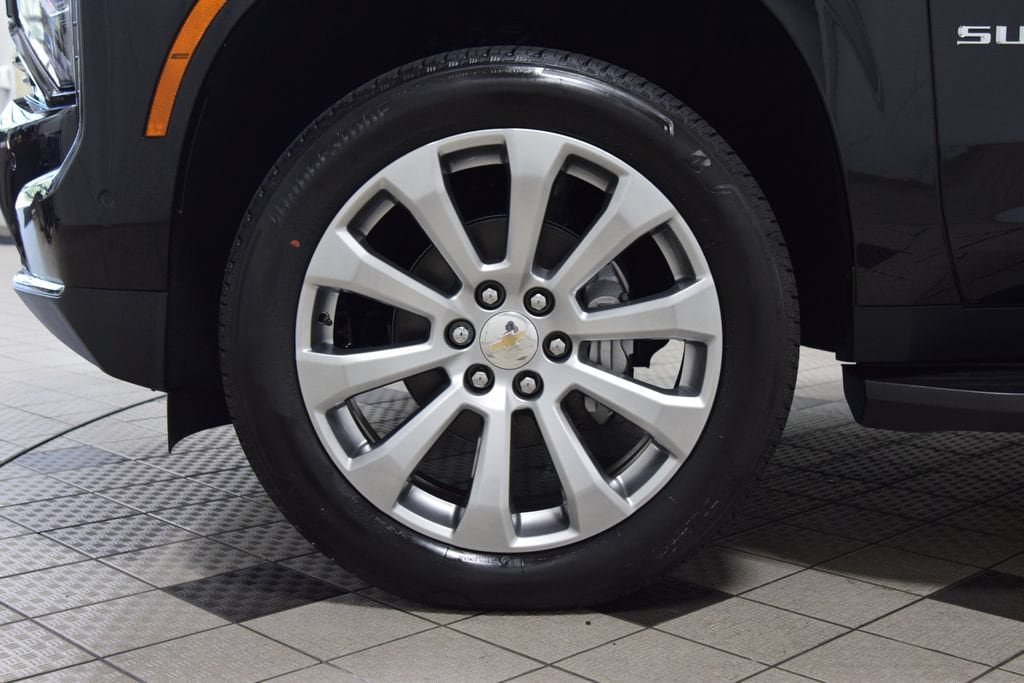 New 2026 Chevrolet Suburban Premier AWD/4WD image 29