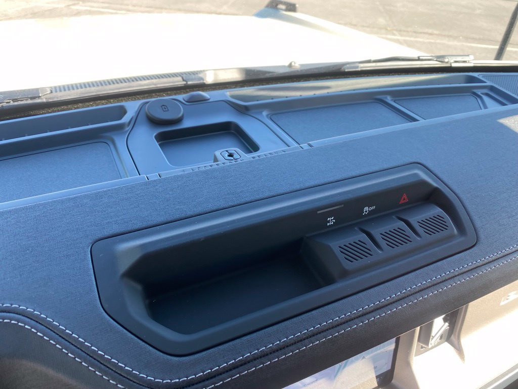 New 2026 Ford Bronco Outer Banks AWD/4WD image 22