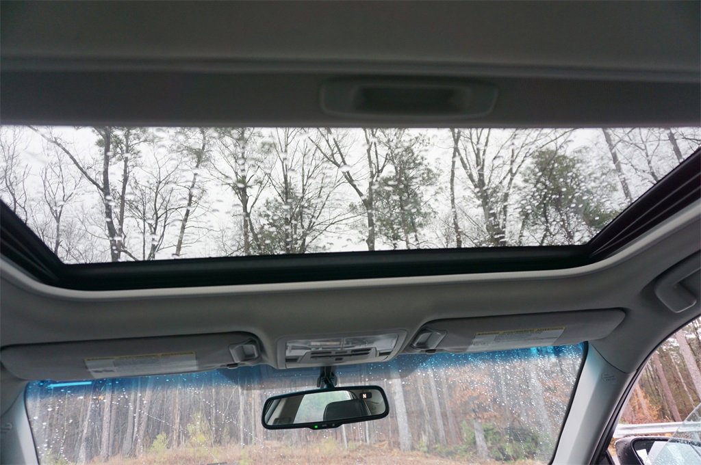 Used 2014 Toyota Camry SE image 11