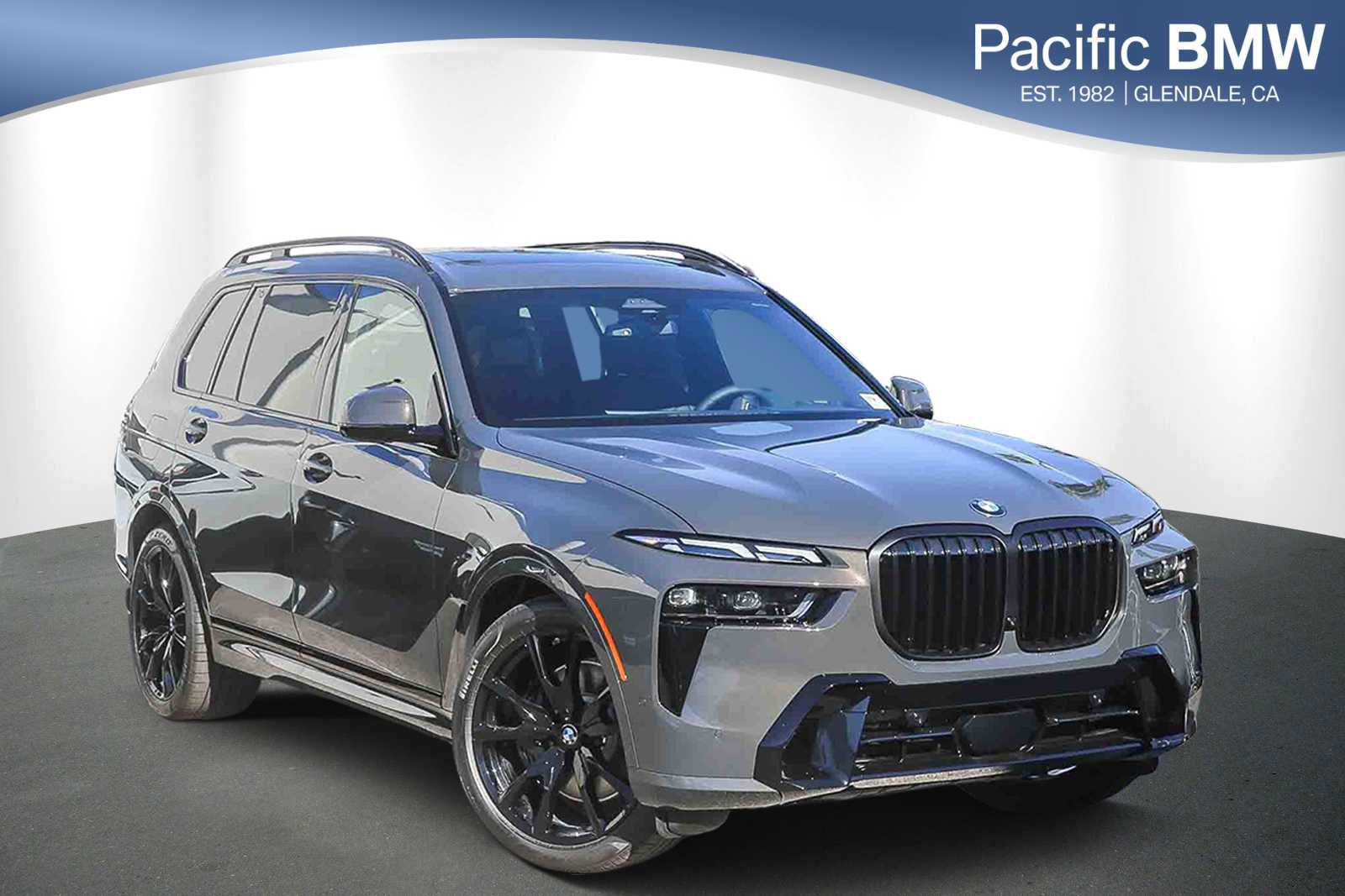 New 2026 BMW X7 xDrive40i w/ M Sport Package