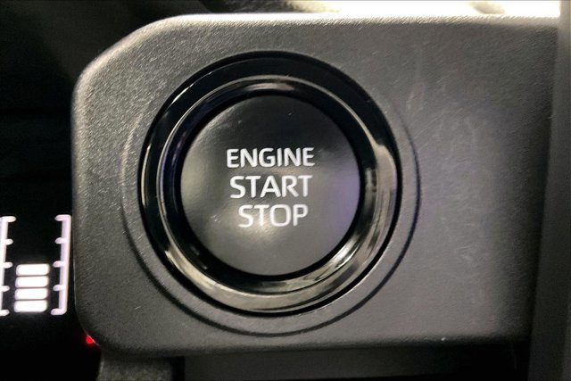 Certified 2024 Toyota Tacoma SR5 AWD/4WD image 37
